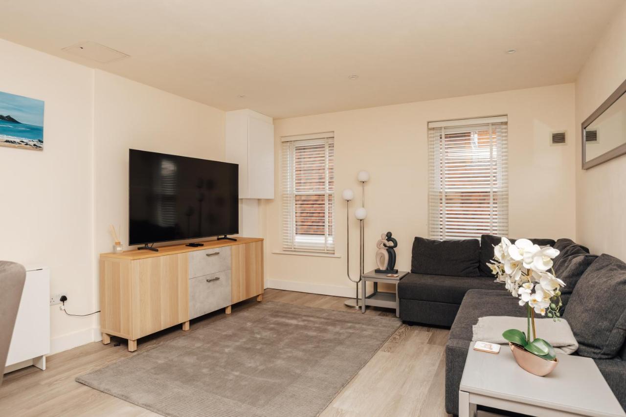 Henley Town Centre With Parking Apartment Ngoại thất bức ảnh