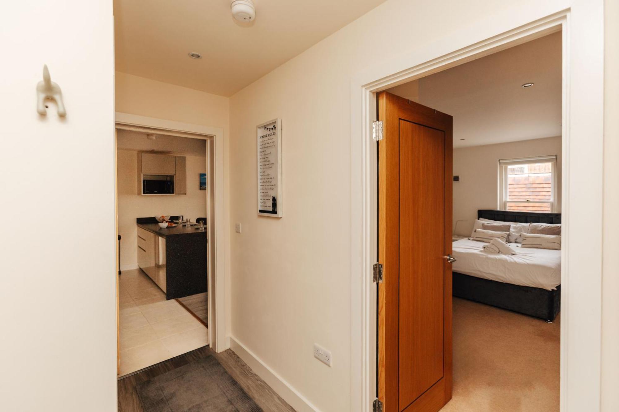 Henley Town Centre With Parking Apartment Ngoại thất bức ảnh